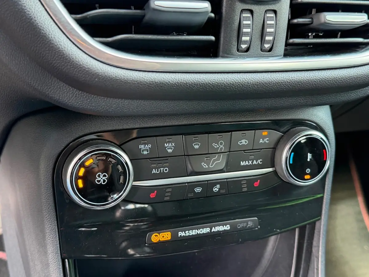 1.0 EcoBoost Hybrid ST-Line X B&O Led
