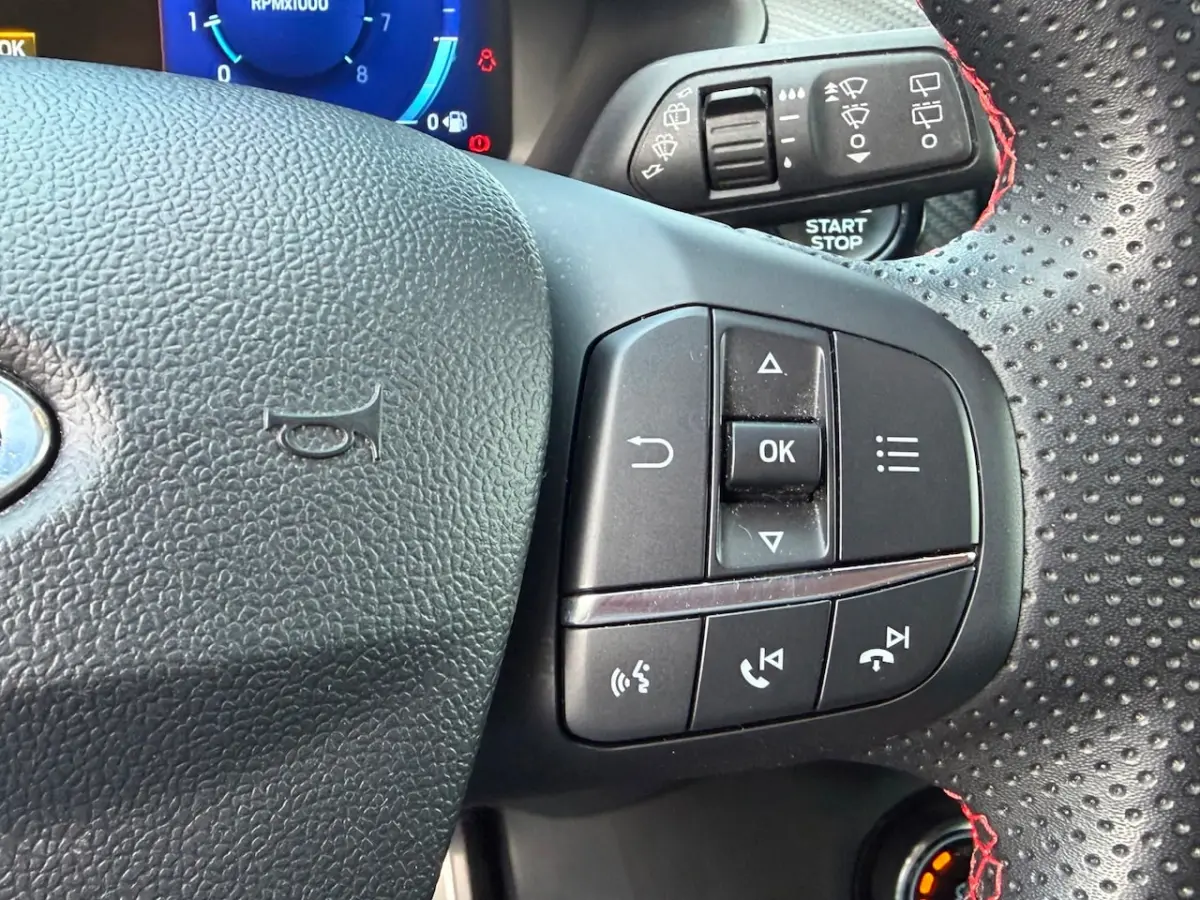 1.0 EcoBoost Hybrid ST-Line X B&O Led