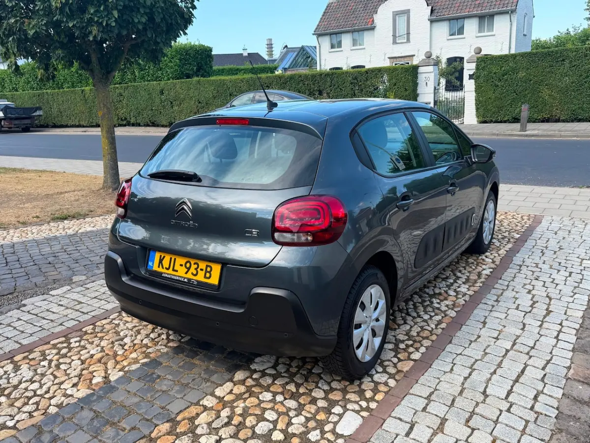 1.2 PureTech Feel Navi Clima Cruise PDC