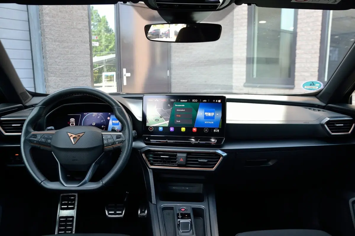 1.4 e-Hybrid VZ Performance 245PK | Achteruitrijcamera | Stoelverwarming | Carplay