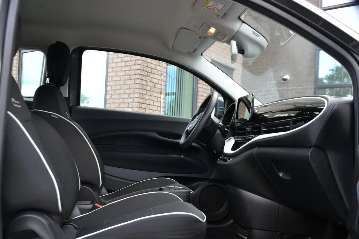 Action 24 kWh | Carplay | Draadloze telefoonlader | SOH 95% | BTW