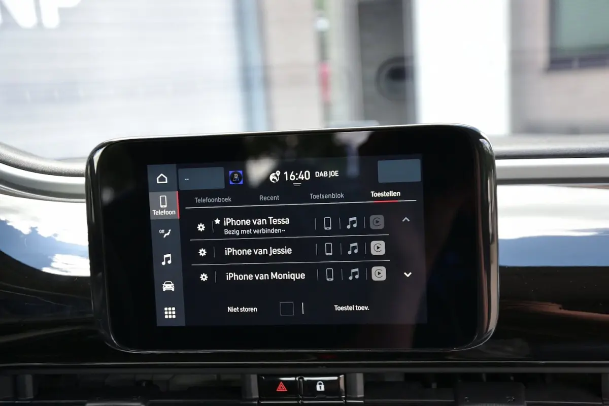 Action 24 kWh | Carplay | Draadloze telefoonlader | SOH 95% | BTW