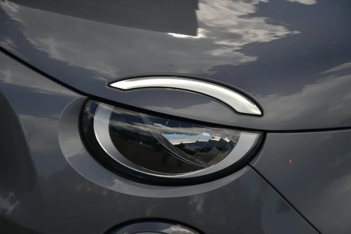 Action 24 kWh | Carplay | Draadloze telefoonlader | SOH 95% | BTW