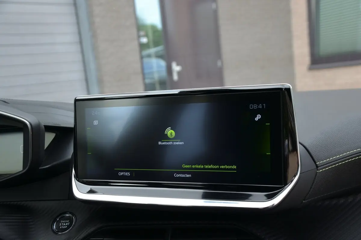 1.2 PureTech GT-line 100PK Automaat | Navigatie | Achteruitrijcamera | Side Assist