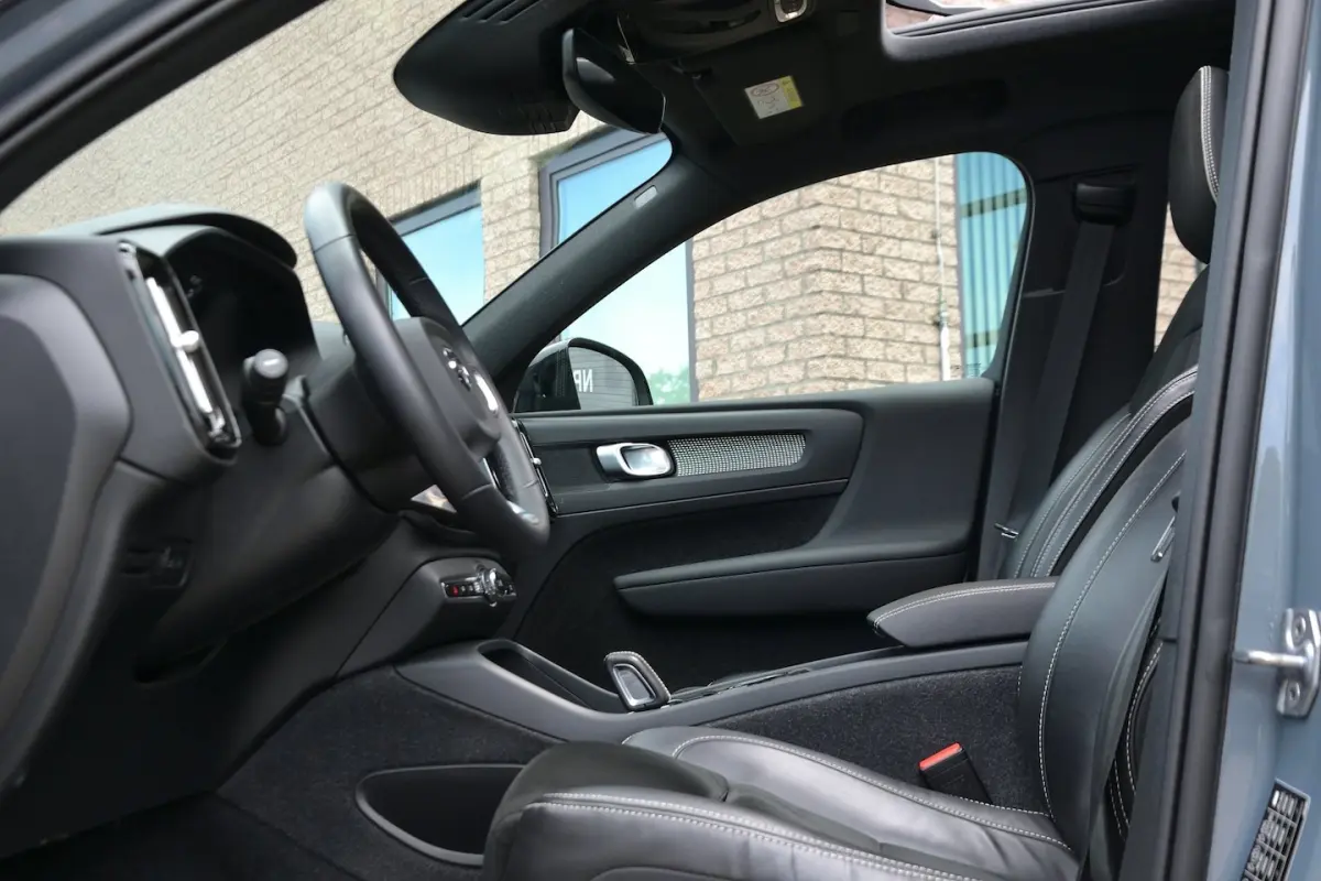 1.5 T4 Recharge R-Design | Panoramadak | Winterpakket | Achteruitrijcamera