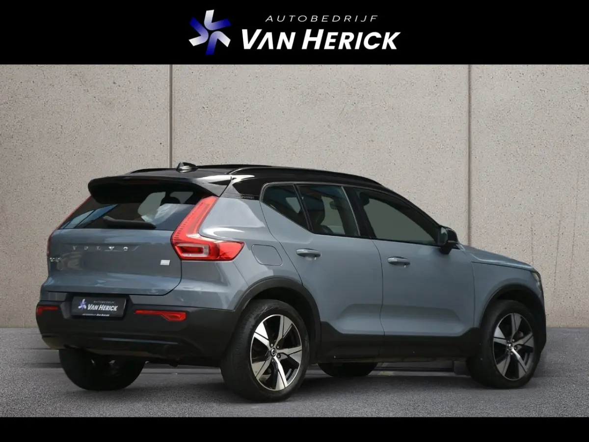1.5 T4 Recharge R-Design | Panoramadak | Winterpakket | Achteruitrijcamera