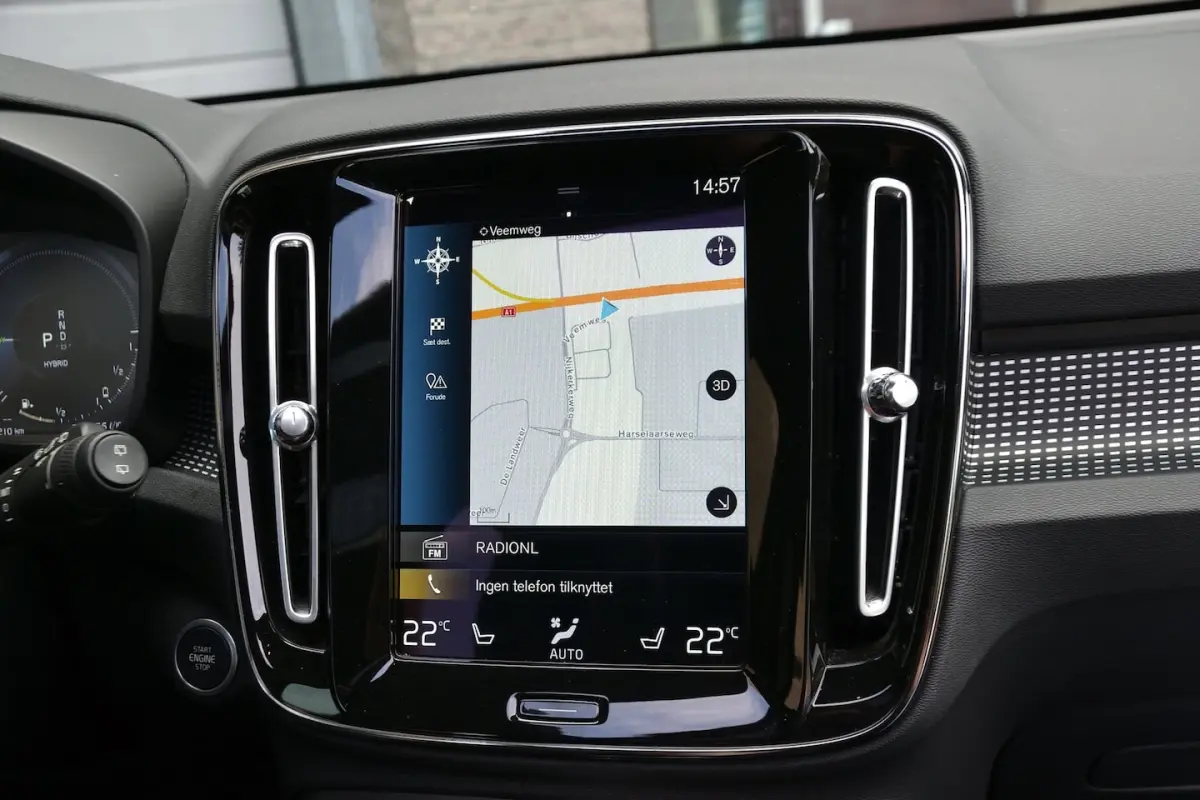 1.5 T4 Recharge R-Design | Panoramadak | Winterpakket | Achteruitrijcamera