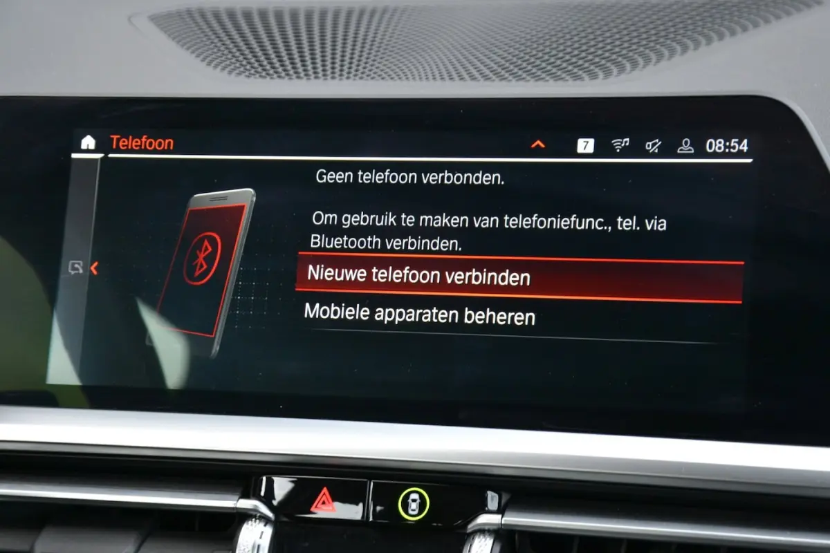 318i Sportline Automaat | Navigatie | Sportstoelen | Live Cockpit