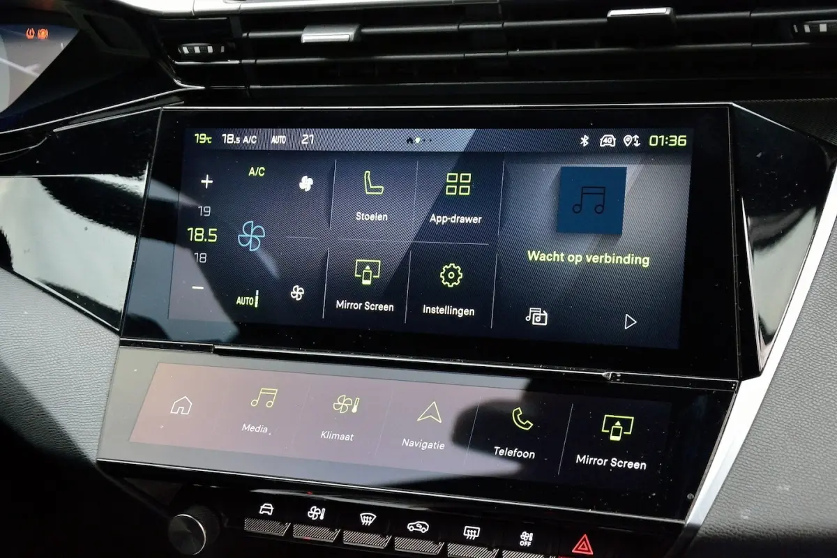 1.2 PureTech GT 130PK Automaat | Navigatie | ACC | Winterpakket | Memory