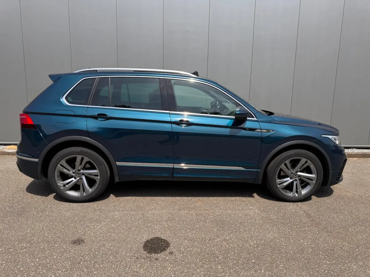 2.0 TDI R-Line Business+ PANORAMA NAVI CLIMACAR PLAY enz