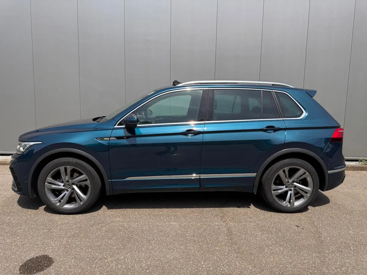 2.0 TDI R-Line Business+ PANORAMA NAVI CLIMACAR PLAY enz
