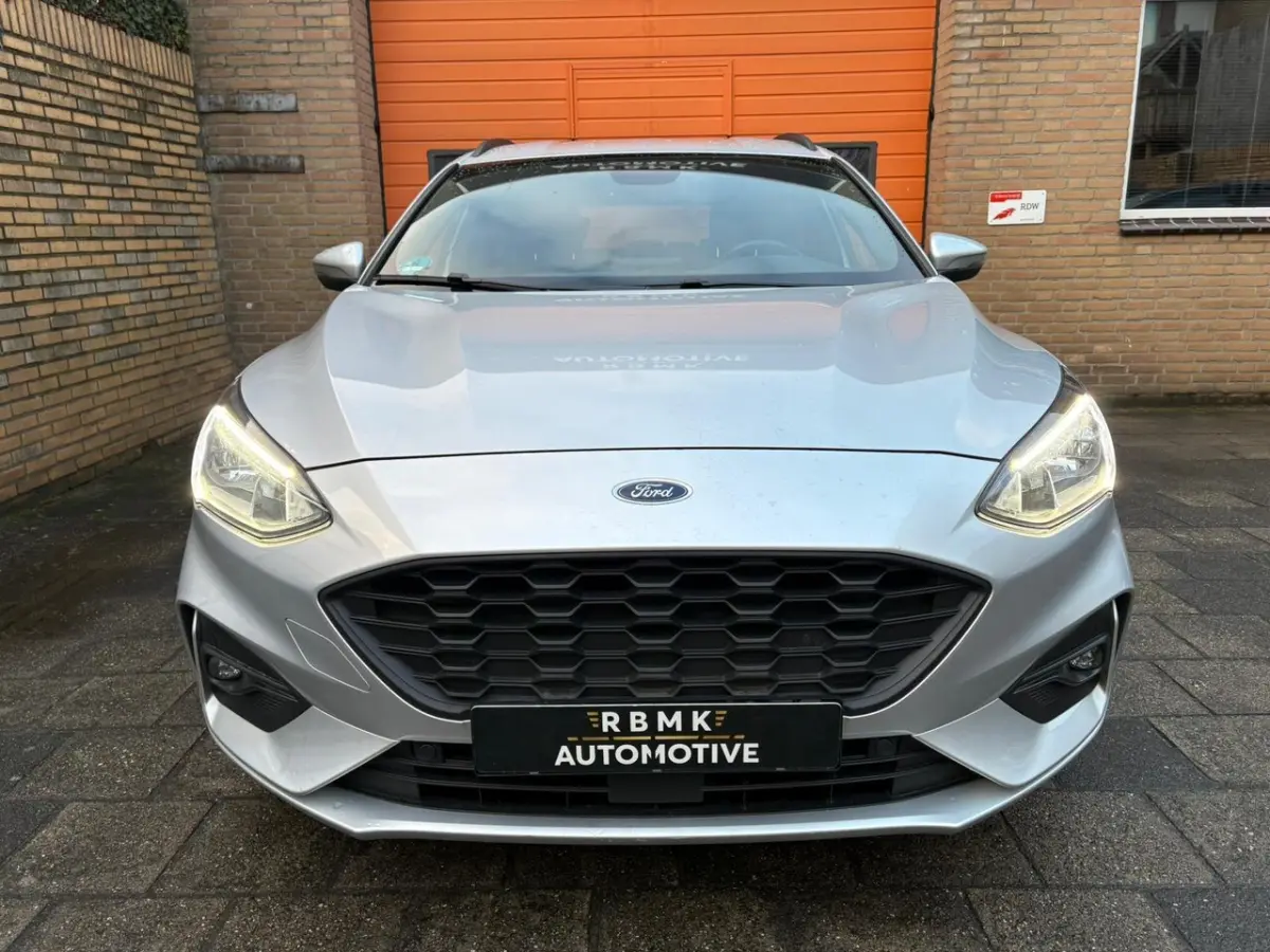 1.5 EcoBoost ST Line X Business
