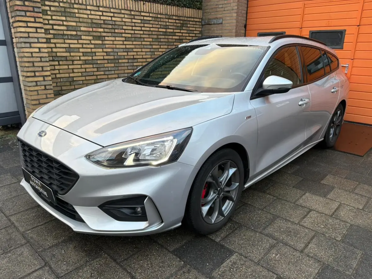 1.5 EcoBoost ST Line X Business