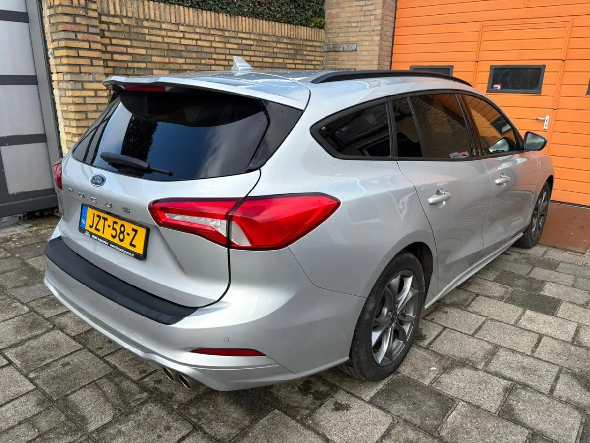 1.5 EcoBoost ST Line X Business