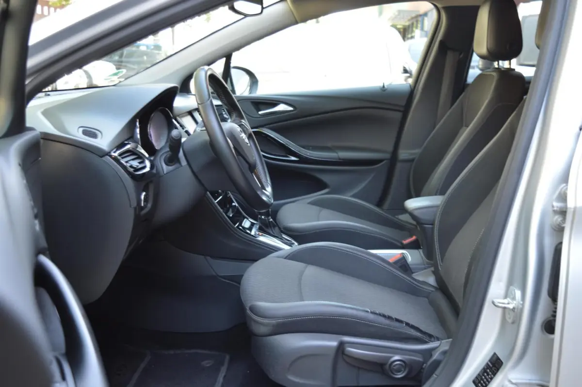 1.4 Innovation Aut|Camera|Keyless