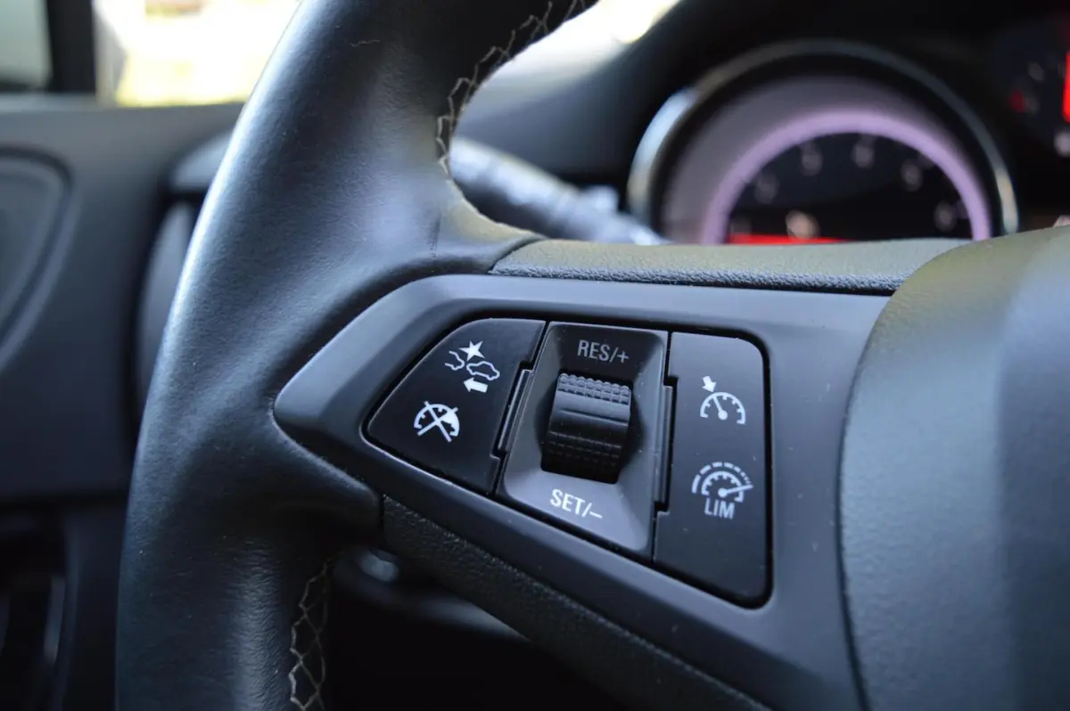1.4 Innovation Aut|Camera|Keyless