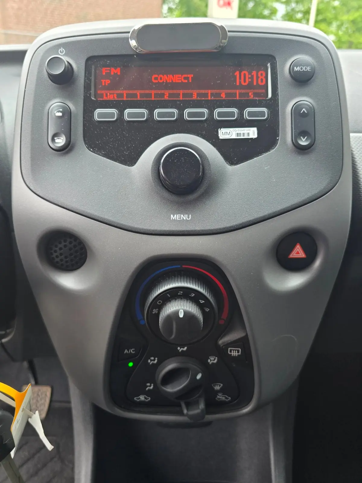 108 1.0 e-VTi Active Airco/Bluetooth