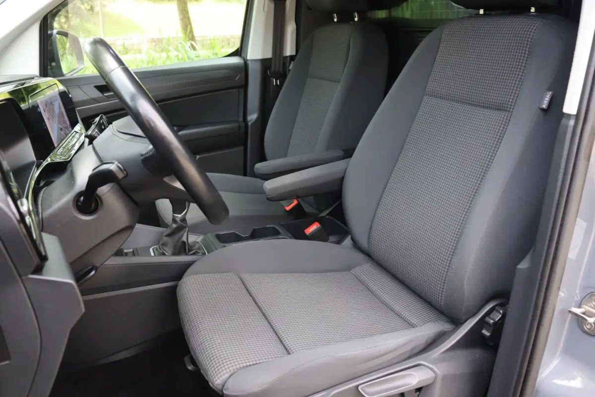 2.0 TDI 102PK 1st Edition LED/Keyless/Camera/Navi Pro/Virtual Cockpit/ACC/Alarm/Dodehoek/T