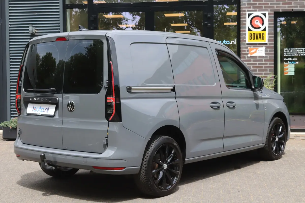 2.0 TDI 102PK 1st Edition LED/Keyless/Camera/Navi Pro/Virtual Cockpit/ACC/Alarm/Dodehoek/T