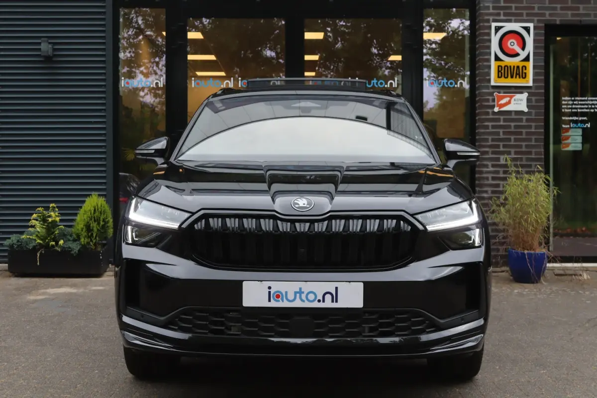 1.5 TSI PHEV Sportline Business Pano/Matrix LED/ACC/Keyless/Camera/20"/Elek. stoel/Trekhaa
