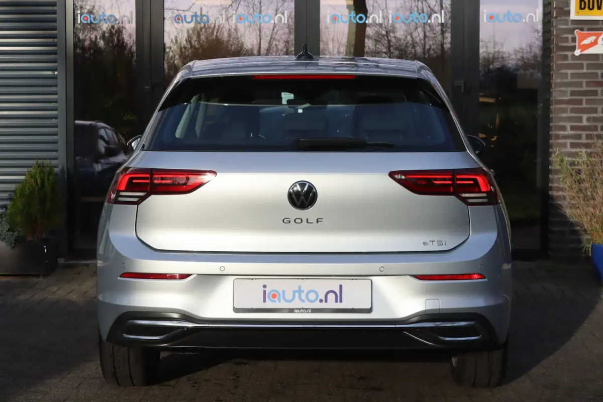 1.5 eTSI 150pk DSG Style LED+/Keyless/Camera/Elek. stoel+mem/ACC/Dodehoek/17"