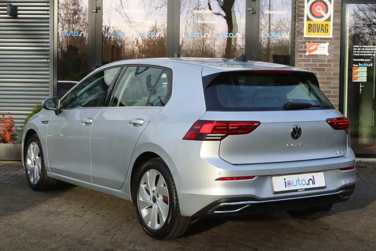 1.5 eTSI 150pk DSG Style LED+/Keyless/Camera/Elek. stoel+mem/ACC/Dodehoek/17"