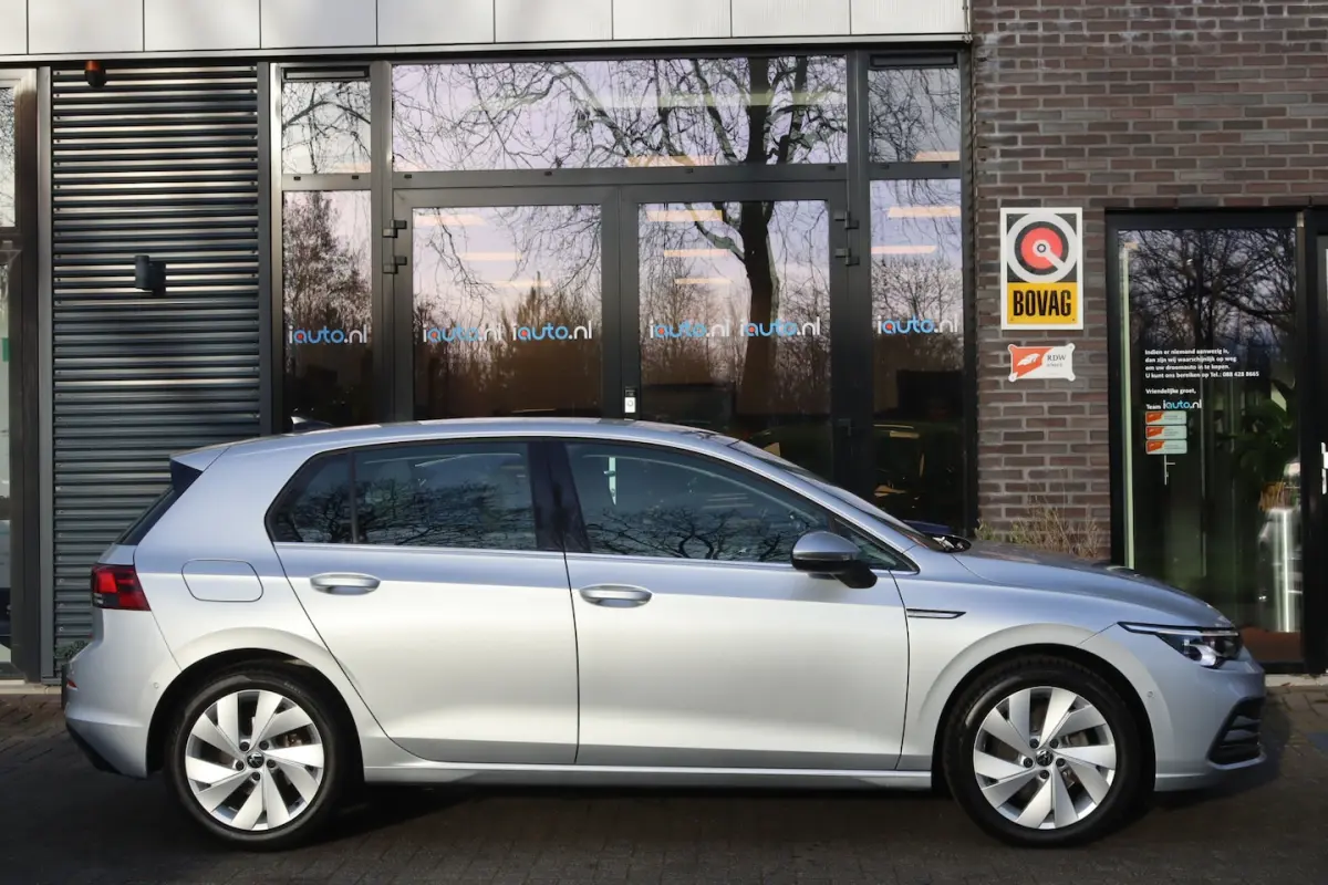 1.5 eTSI 150pk DSG Style LED+/Keyless/Camera/Elek. stoel+mem/ACC/Dodehoek/17"