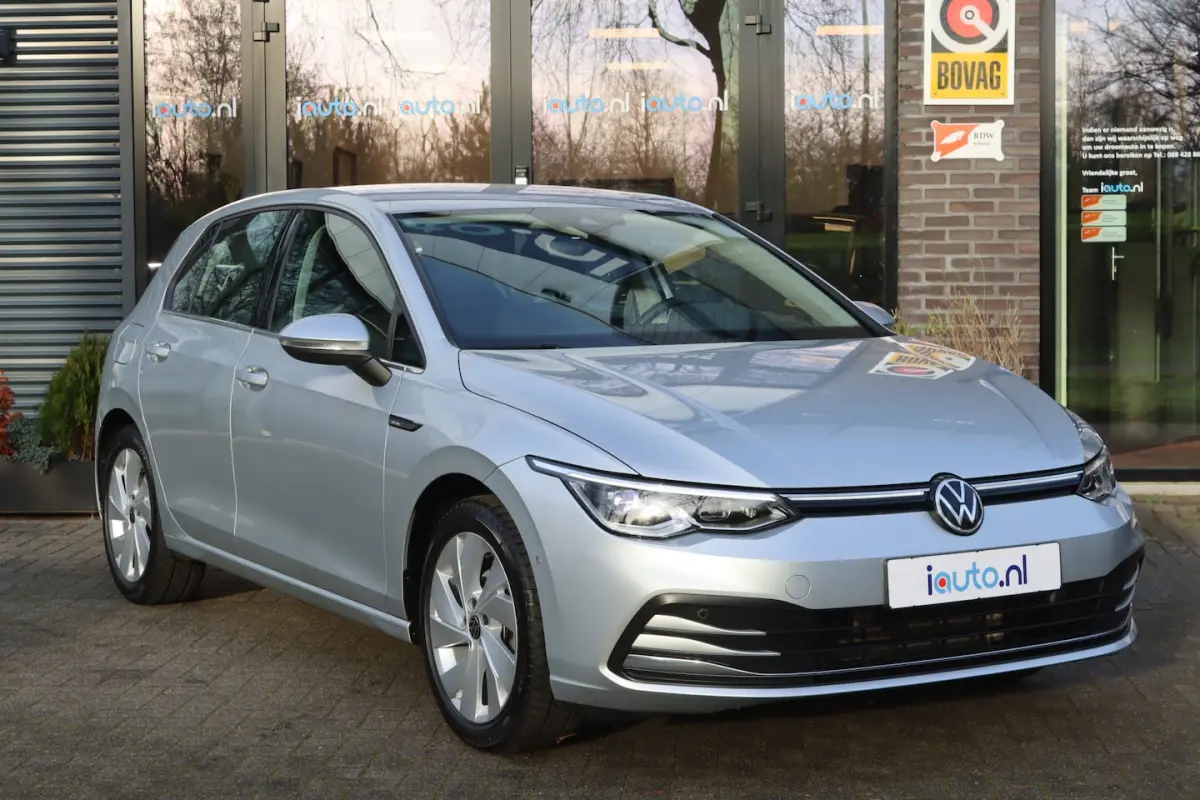 1.5 eTSI 150pk DSG Style LED+/Keyless/Camera/Elek. stoel+mem/ACC/Dodehoek/17"
