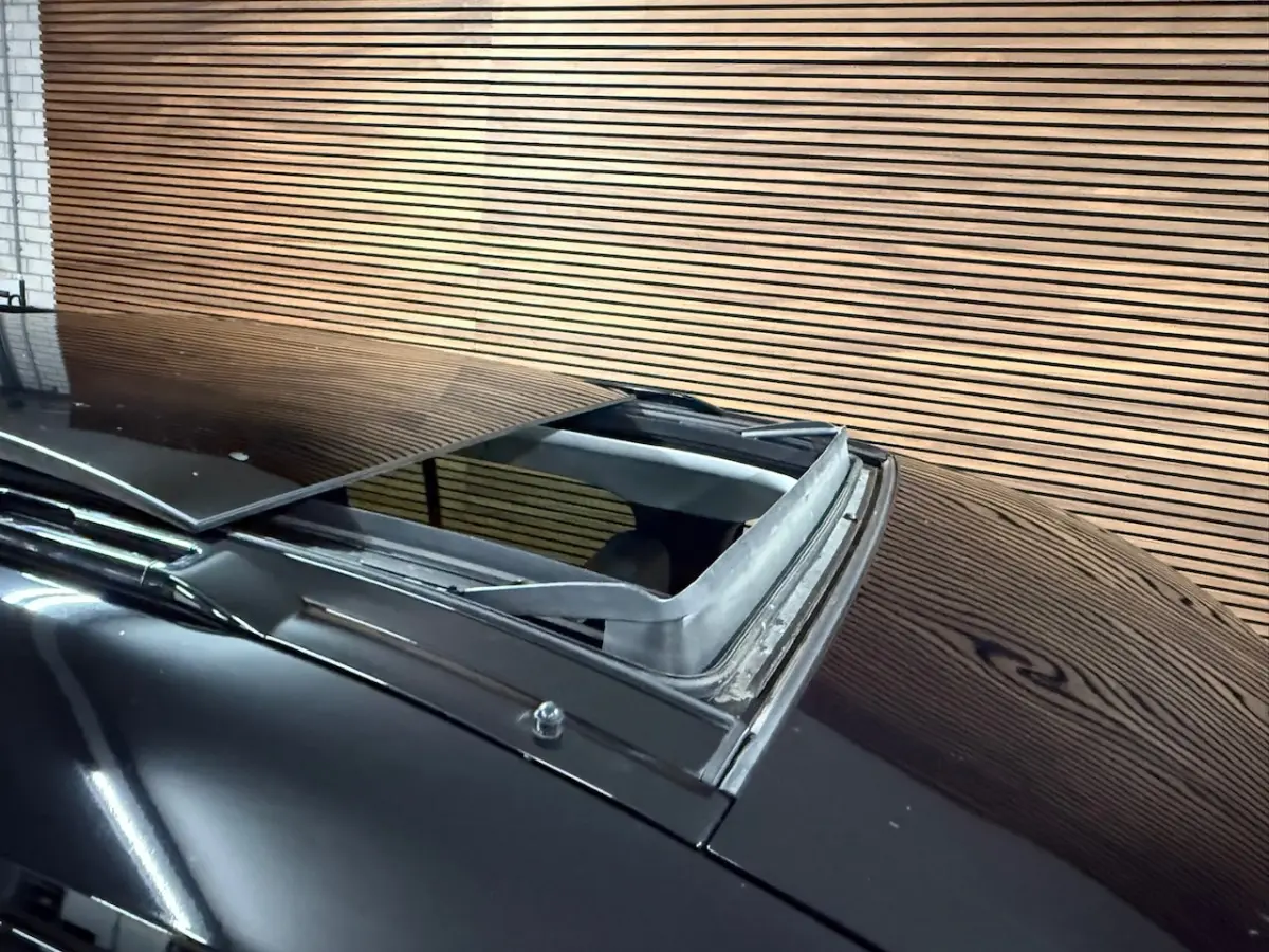 2.0 D200 110 | Pano | PPF | Meridian | Trekhaak | Carplay | Geel kenteken