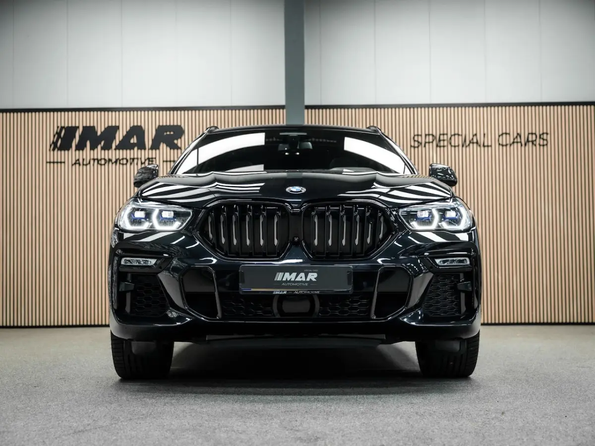 M50i High Executive | Sky Lounge panoramadak | Bowers & Wilkins | Massage- en ventilatiest