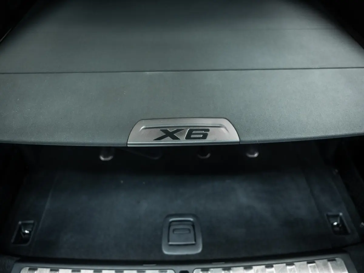M50i High Executive | Sky Lounge panoramadak | Bowers & Wilkins | Massage- en ventilatiest