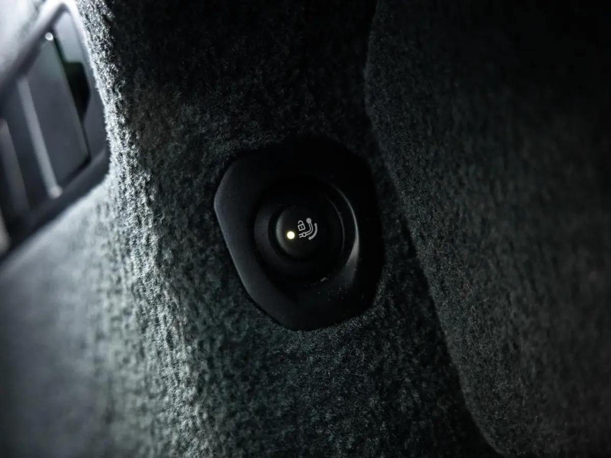 M50i High Executive | Sky Lounge panoramadak | Bowers & Wilkins | Massage- en ventilatiest