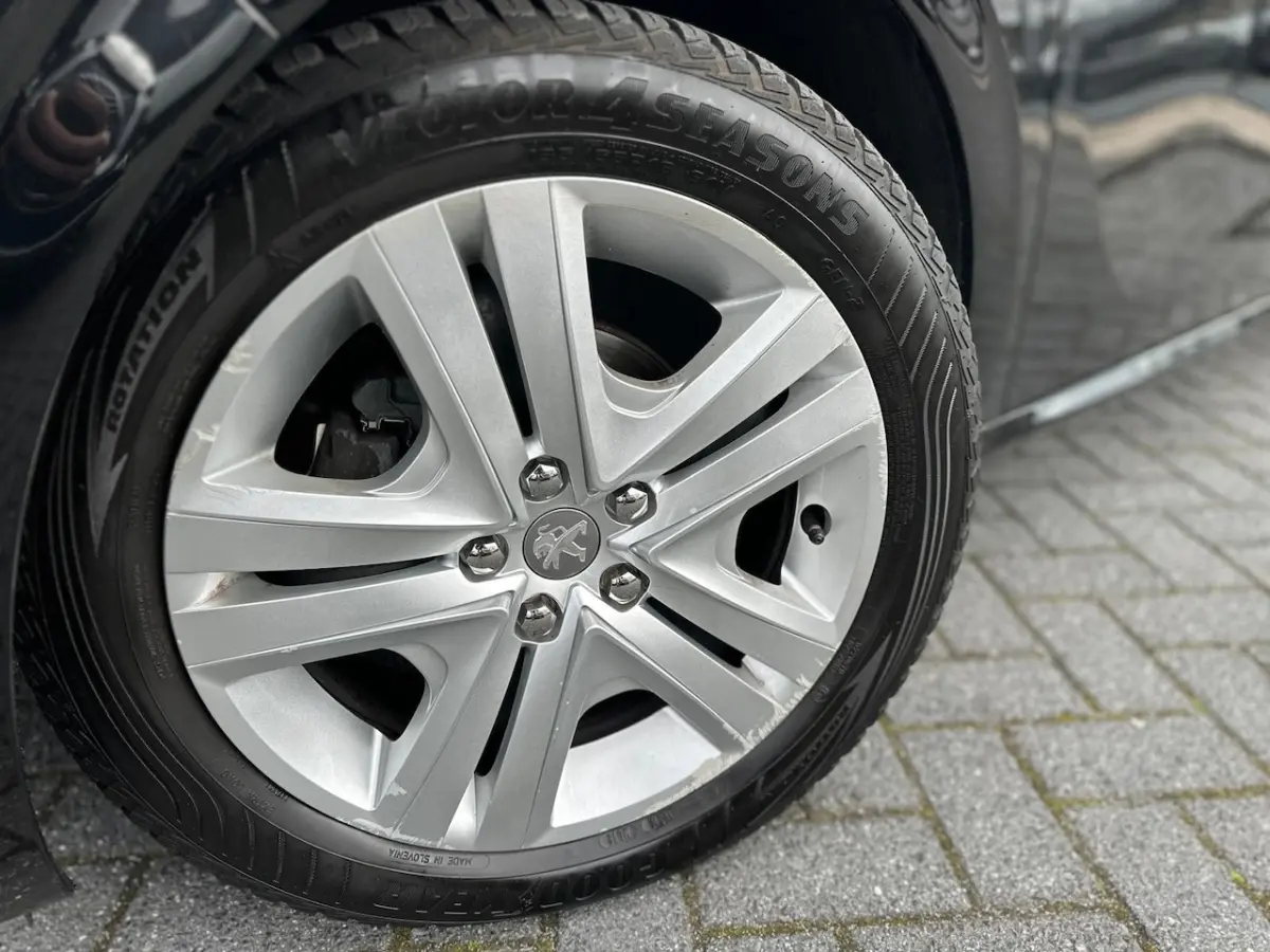 1.2 PureTech Signature | Airco | Navi | PDC | Cruise | Dealer Onderhouden |