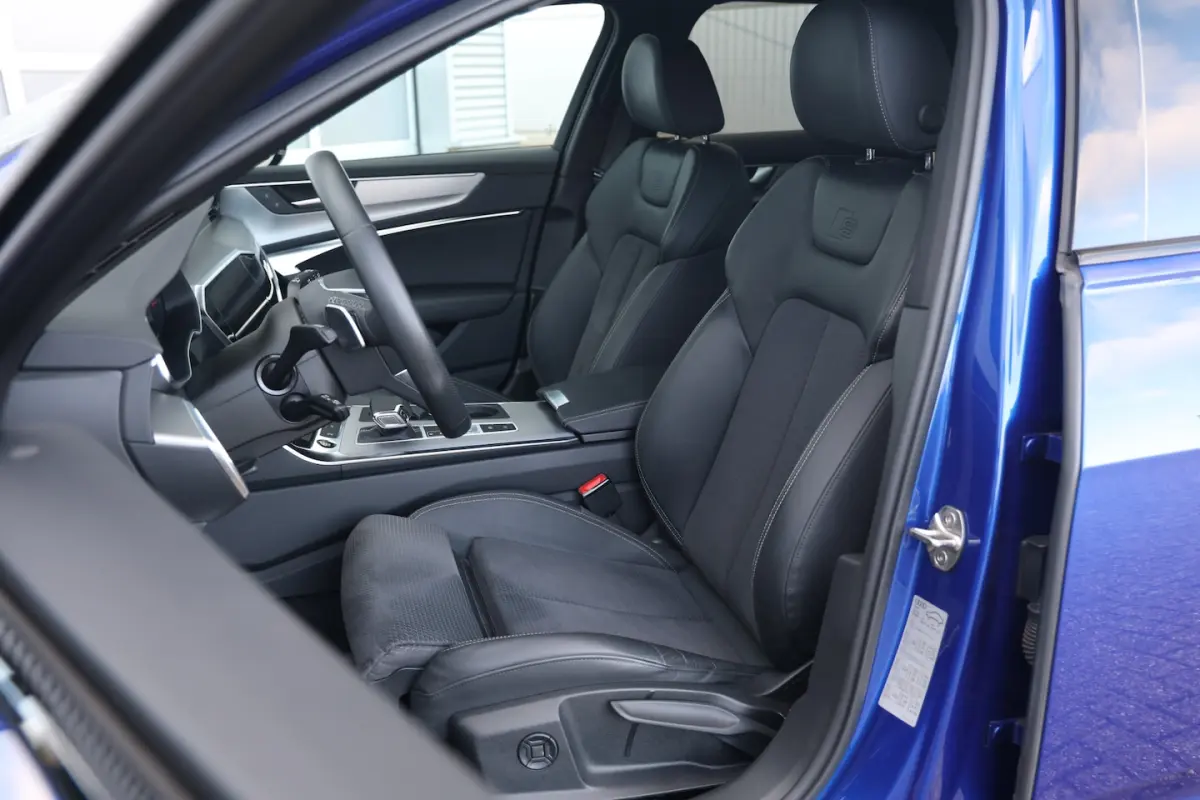 Avant 55 TFSI e Quattro Competition S-Line 367PK Trekhaak|Matrix|360Cam|B&O|HUD