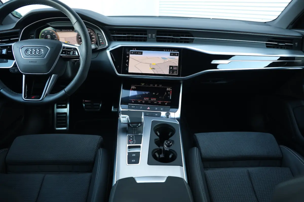 Avant 55 TFSI e Quattro Competition S-Line 367PK Trekhaak|Matrix|360Cam|B&O|HUD