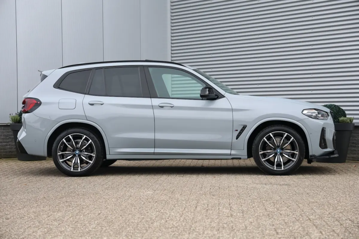 xDrive 30e M-Sport 292PK Pano|Stuurvw|HUD|20inch