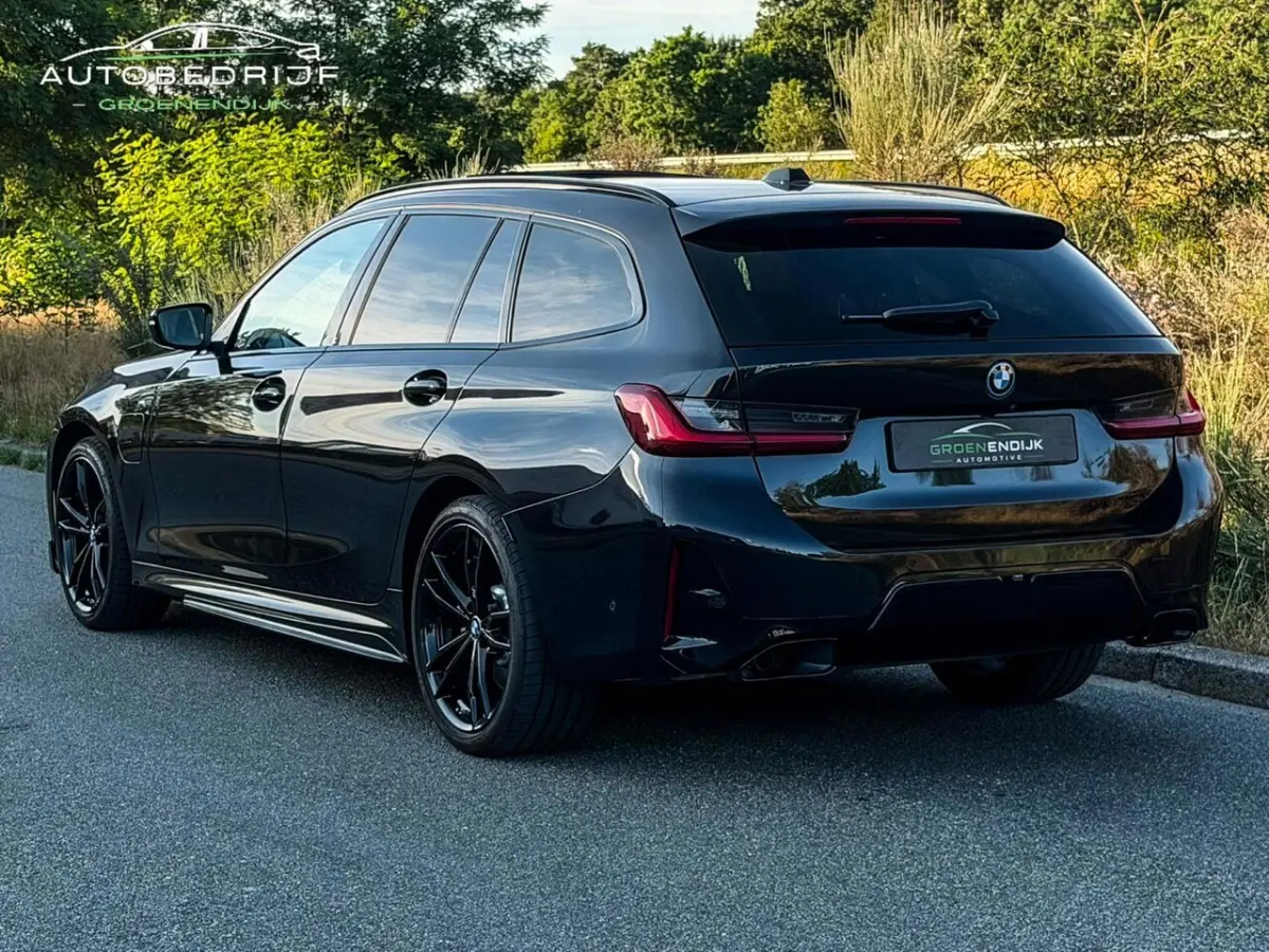 330e xDrive M PERFORMANCE SEATS / HUD WIDESCREEN CAM PANO CARPLAY DODEHOEK