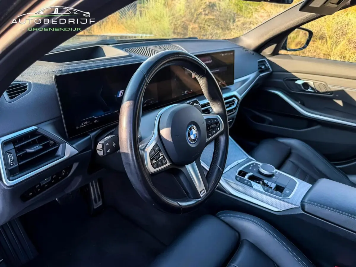 330e xDrive M PERFORMANCE SEATS / HUD WIDESCREEN CAM PANO CARPLAY DODEHOEK