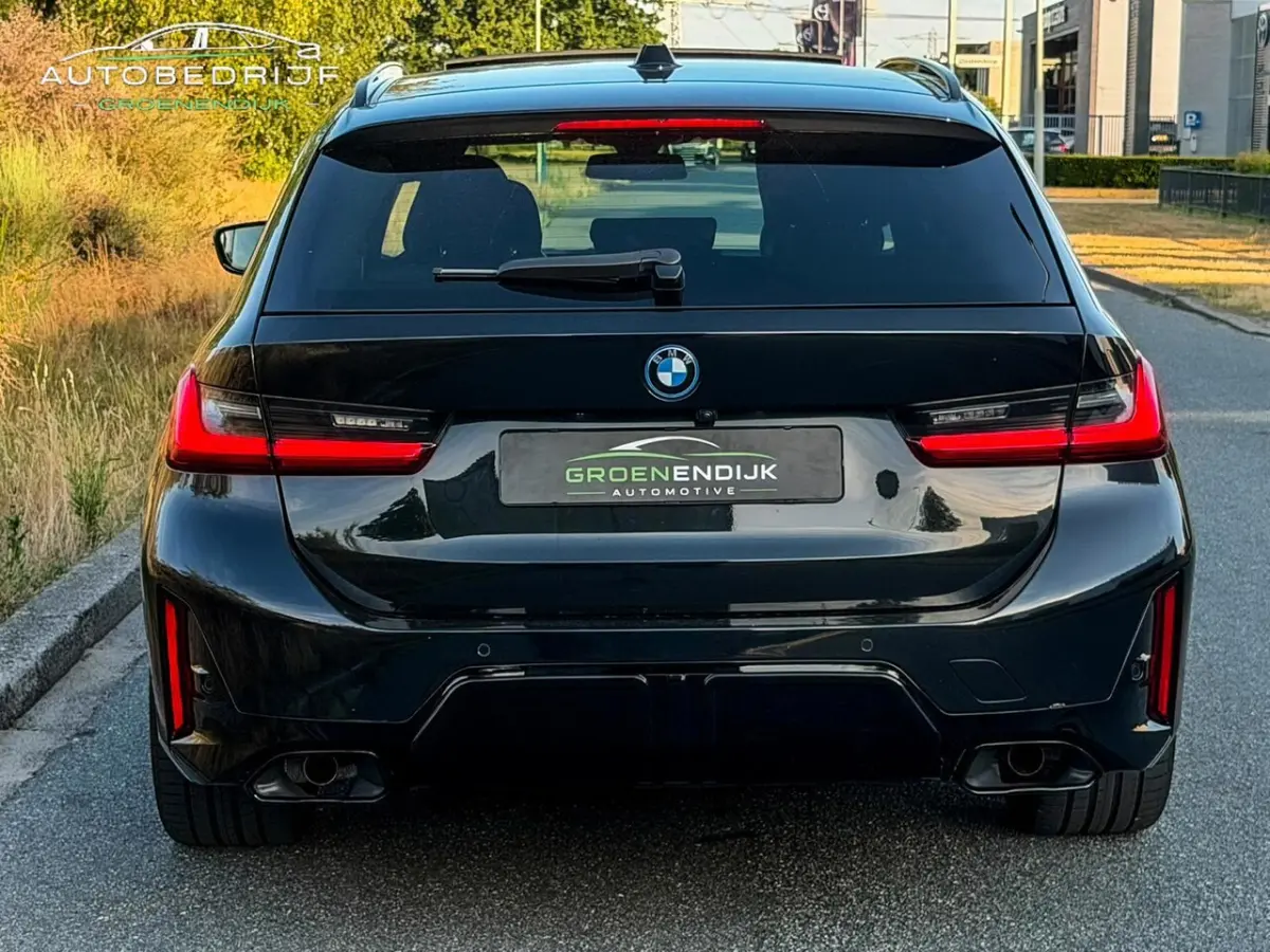 330e xDrive M PERFORMANCE SEATS / HUD WIDESCREEN CAM PANO CARPLAY DODEHOEK