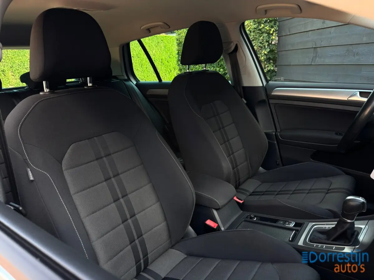 1.0 TSI Connected Series | Automaat | CarPlay | Camera | Navi | Cruise