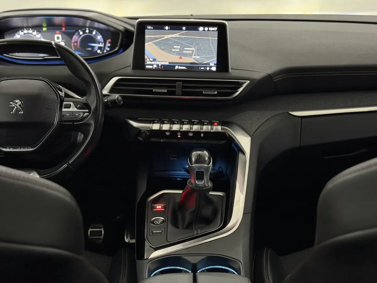 1.2 PureTech Blue Lease GT-Line 7P Panoramadak, Camera, Navi, Half leder, Virtual desk, El