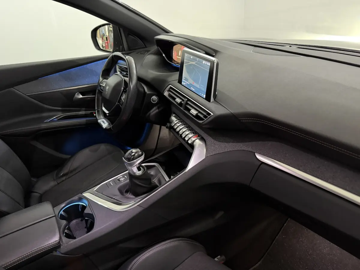 1.2 PureTech Blue Lease GT-Line 7P Panoramadak, Camera, Navi, Half leder, Virtual desk, El