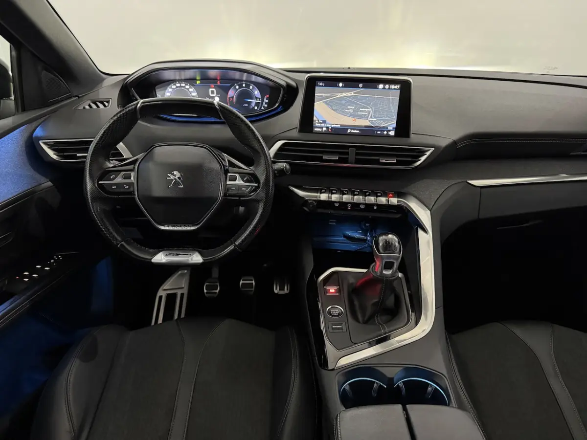 1.2 PureTech Blue Lease GT-Line 7P Panoramadak, Camera, Navi, Half leder, Virtual desk, El