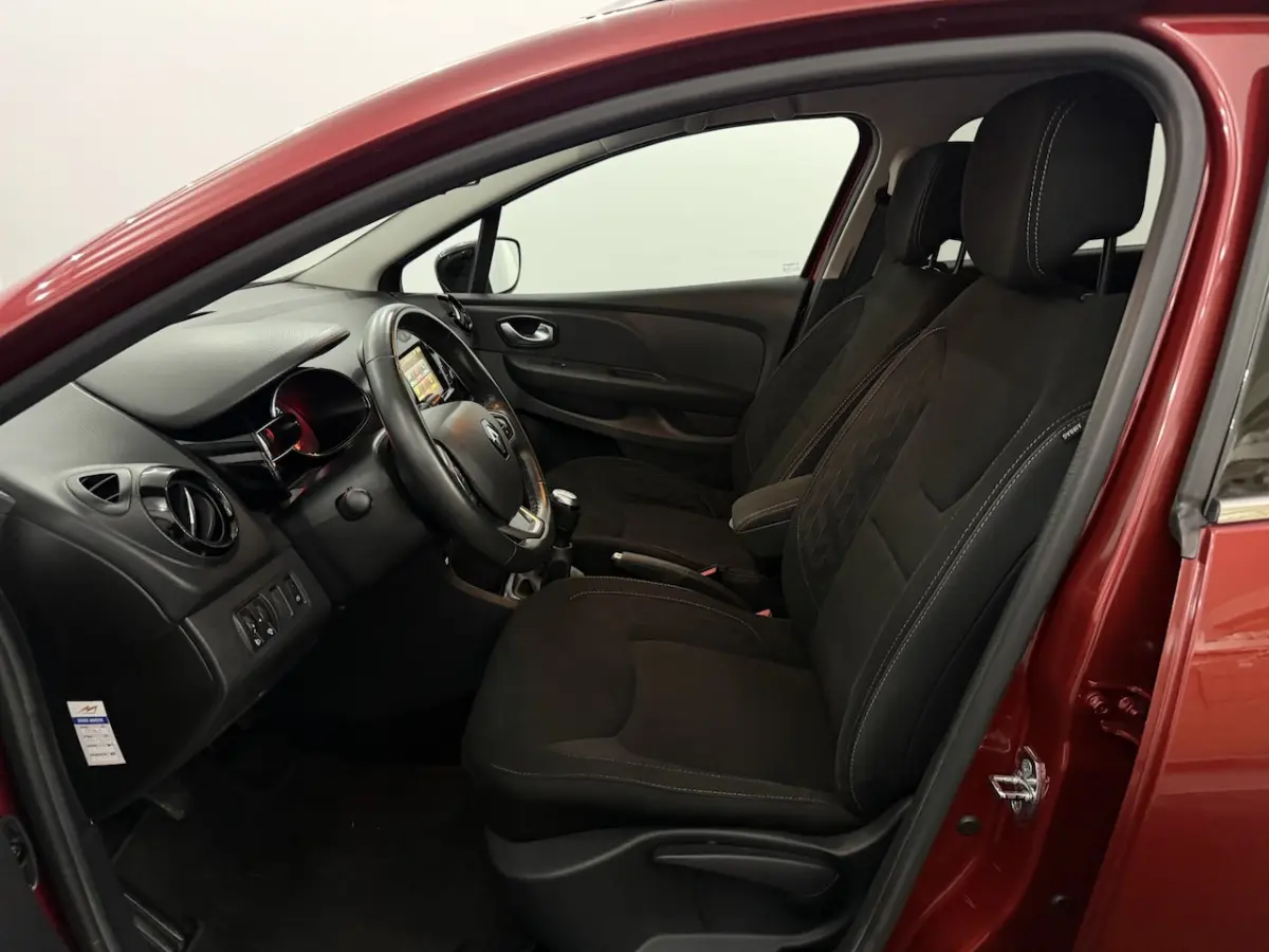 0.9 TCe Limited Airco, Navi, Parkeersensoren, Keyless start, Cruise control, A start stop,