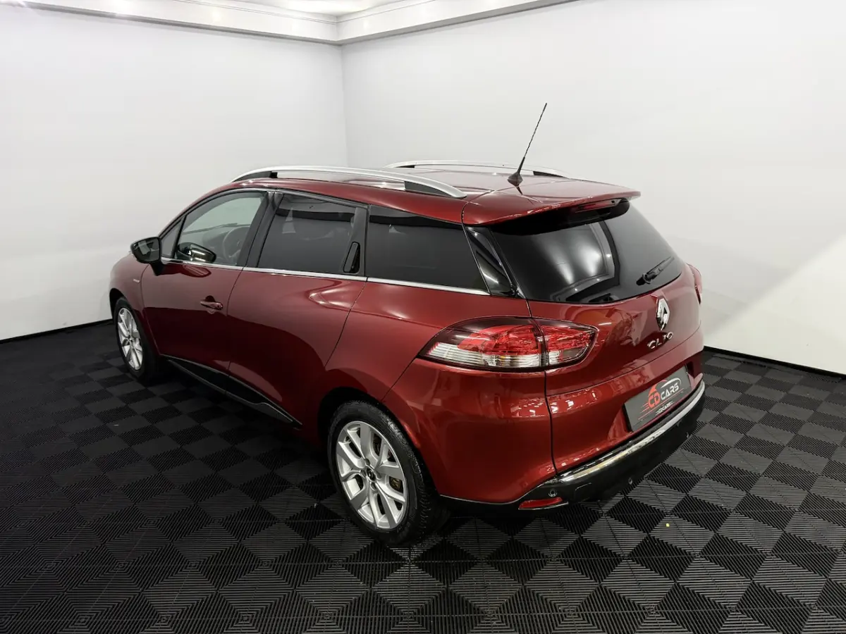0.9 TCe Limited Airco, Navi, Parkeersensoren, Keyless start, Cruise control, A start stop,