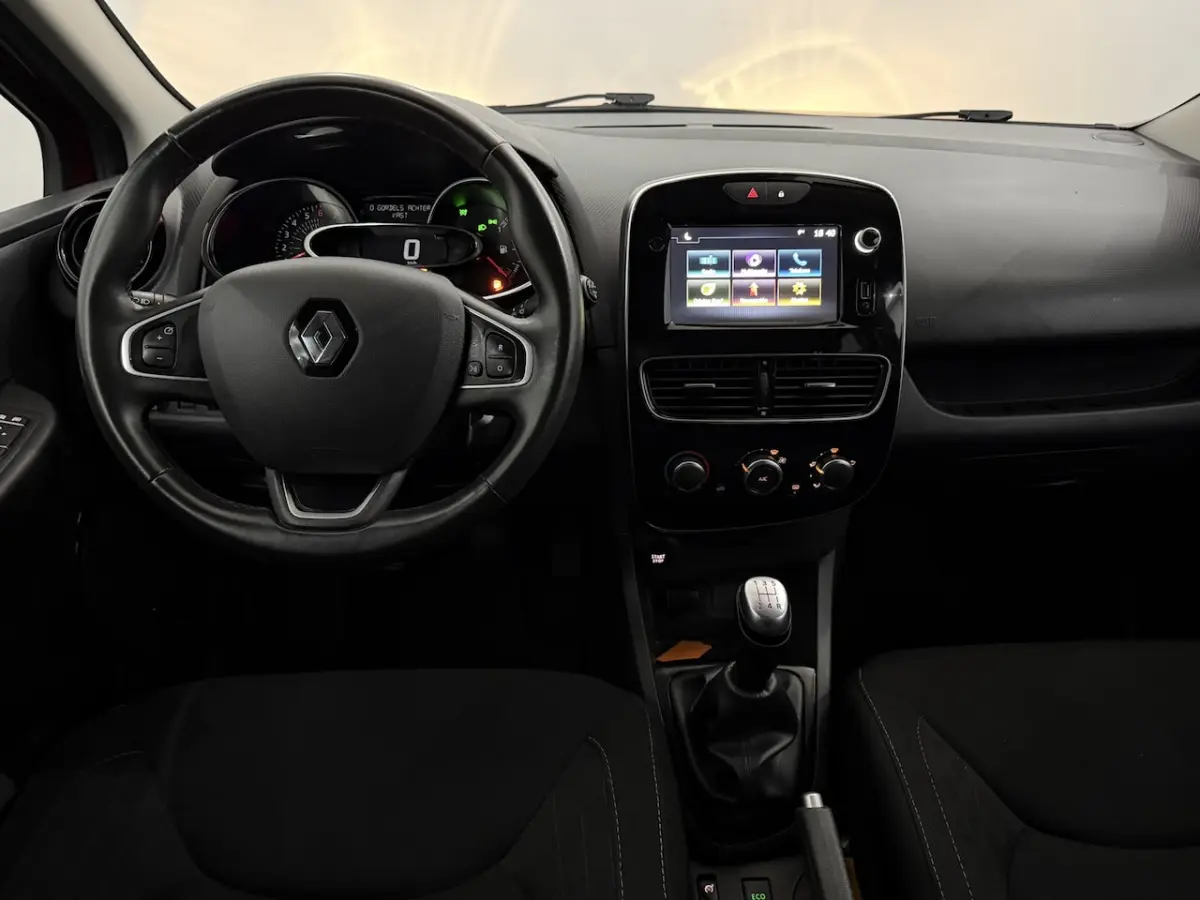 0.9 TCe Limited Airco, Navi, Parkeersensoren, Keyless start, Cruise control, A start stop,