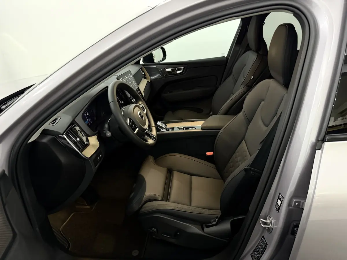 2.0 T8 Plug-in hybrid AWD Plus Dark Nieuw , 360 Camera, Harman/Kardon, Memory stoelen, Win