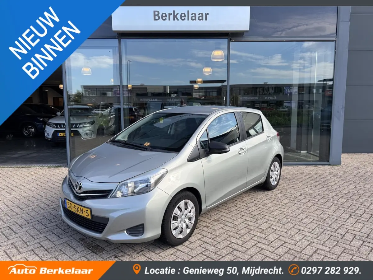 Toyota Yaris 2011 Benzine Handgeschakeld leasen