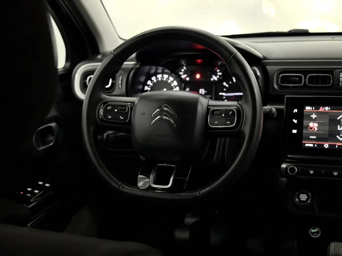 1.2 PureTech Shine Clima, Navi, Parkeersensoren, Keyless start, Cruise control, Lichtmetal