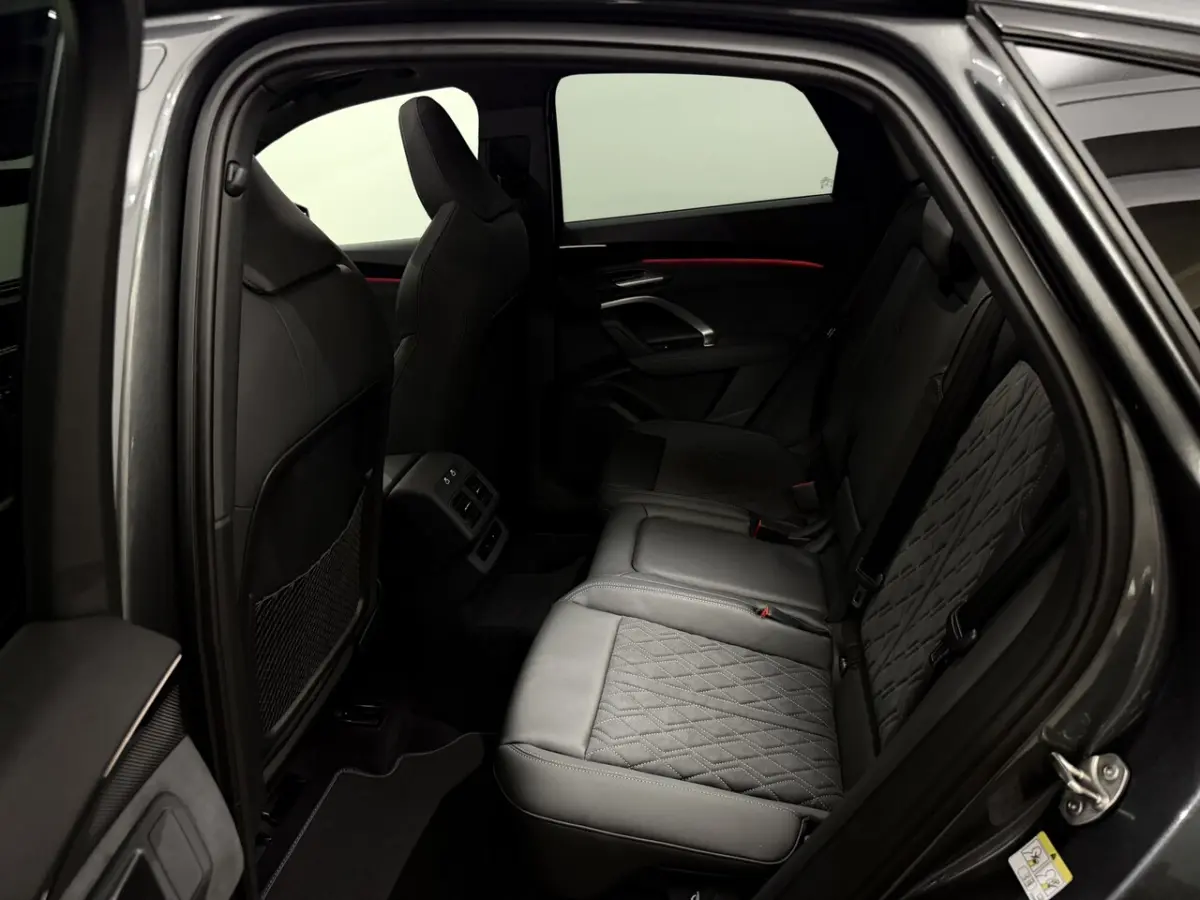 Sportback 2.0 e-hybrid 55 quattro 367 PK RS Seats, Panoramadak, 360 Camera, Memory stoelen